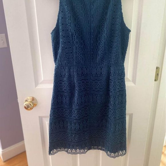 Women's Dress - Picture 2 of 3